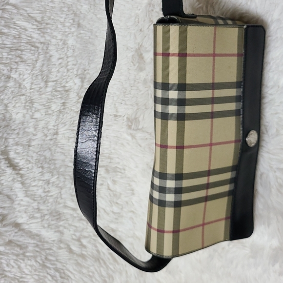 FINAL Sale.…….💯 Authentic Burberry Shoulder Bag - Picture 14 of 14